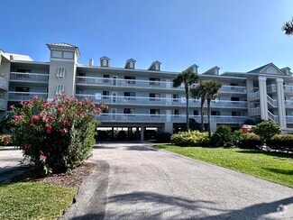 Building Photo - 20 NE Plantation Rd