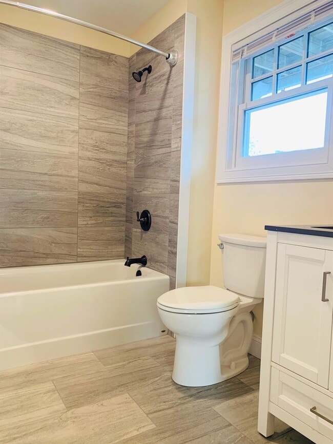 Building Photo - 74-76-76 North St