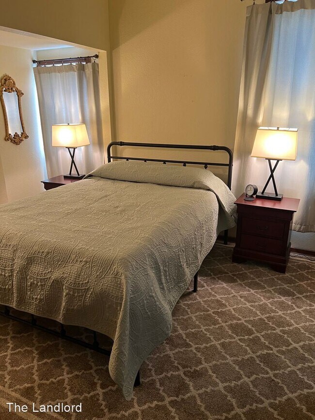 Foto del edificio - 3 br, 2 bath House - 306 Lupfer Ave