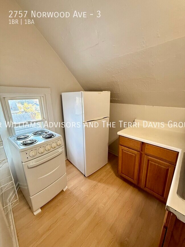 Foto del edificio - 2757 Norwood Ave