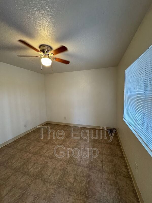 Building Photo - 32606 Rd 124