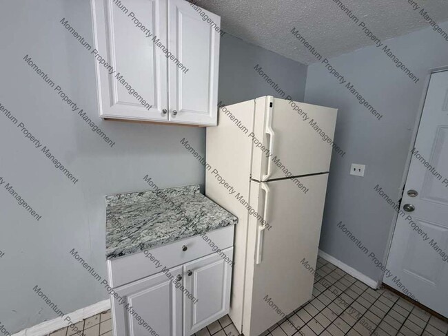 Building Photo - 1904 N 42nd St