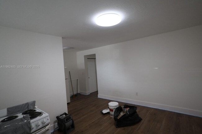 Building Photo - 7130 W 11th Ct