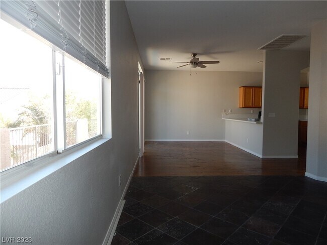 Foto del edificio - 1032 Sweeping Ivy Ct