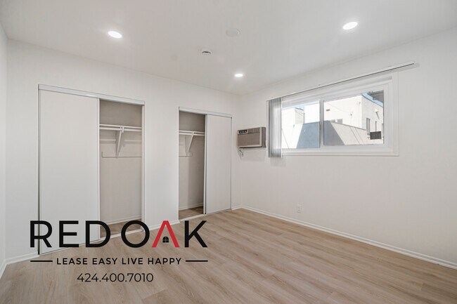 Foto del edificio - 812 Westbourne Dr