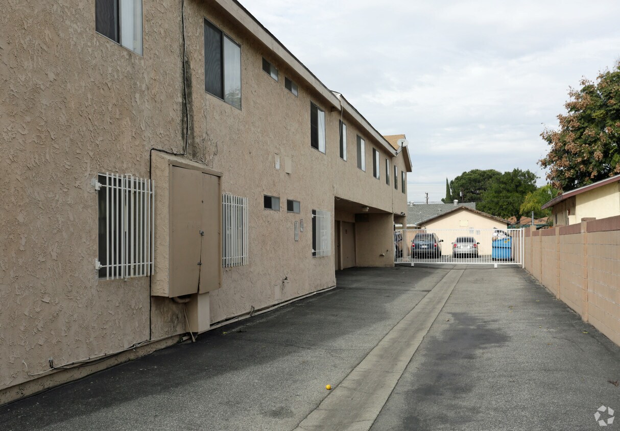 Foto del edificio - 11051 Barnwall St