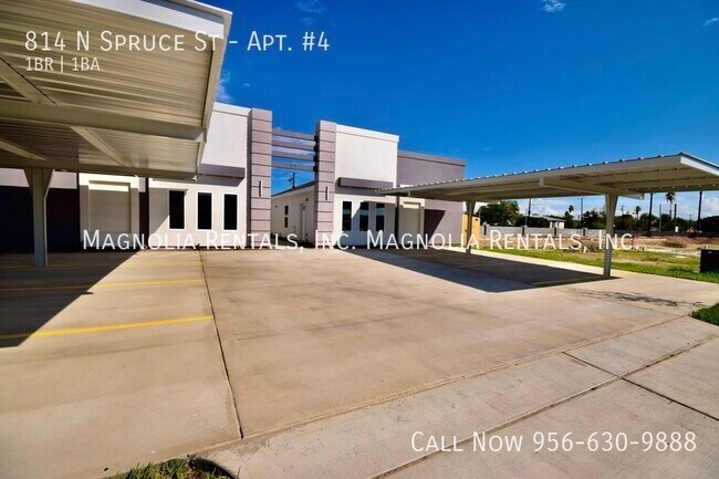 Foto del edificio - The Woodlands Gated Apartment Community - ...
