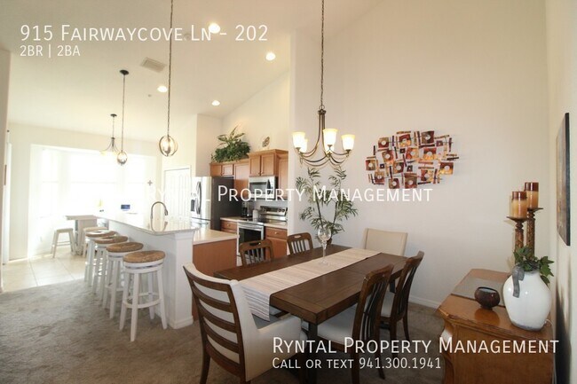 Foto del edificio - 915 Fairwaycove Ln