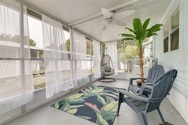 Foto del edificio - 7815 Greenlawn Dr