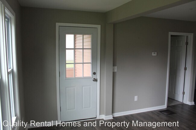 Building Photo - 3 br, 1 bath House - 2089 Brady Ave