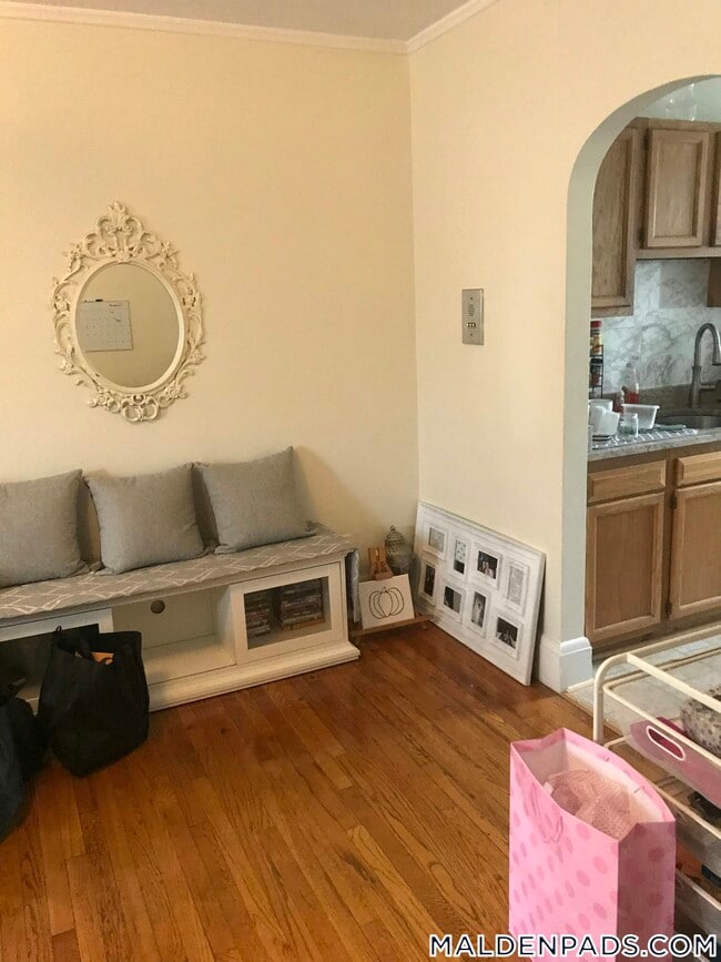 Foto del edificio - 349 Pleasant St