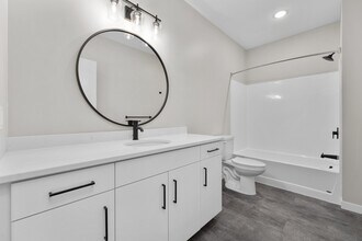 1 Bedroom + Den 1B-3 Model Unit - Cannery Square