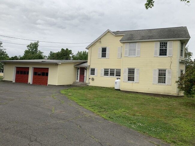 Building Photo - 61 Old Amherst Rd