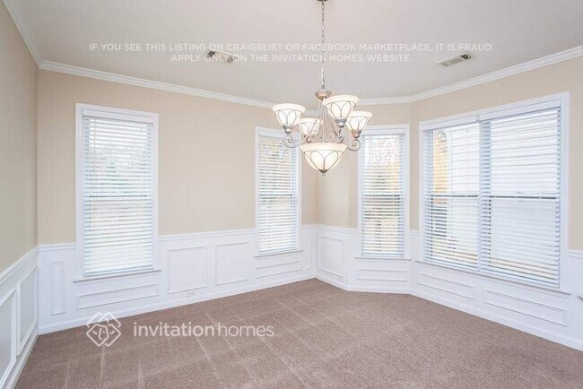 Foto del edificio - 4392 Walforde Blvd