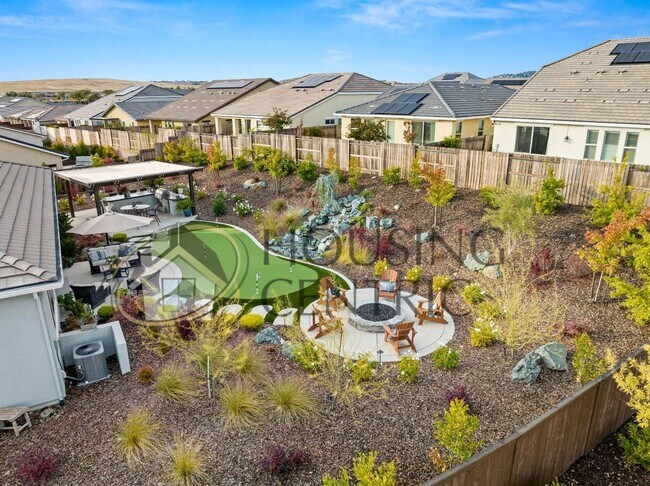 Building Photo - STUNNING Single Story Home with a Resort S...