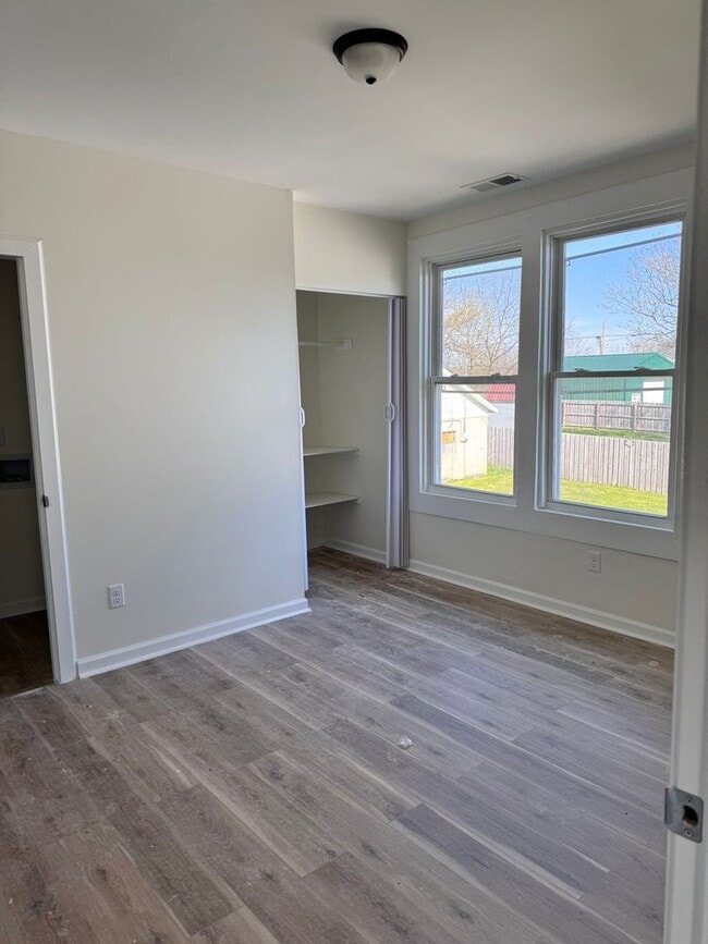 Foto del edificio - 117 Linden Ave