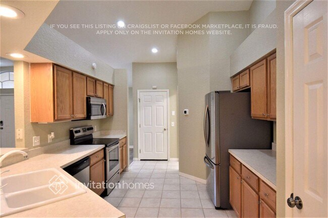 Building Photo - 2541 Pine Valley Dr