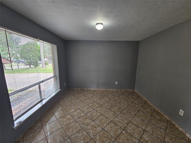 Building Photo - 16806 Firth Ln