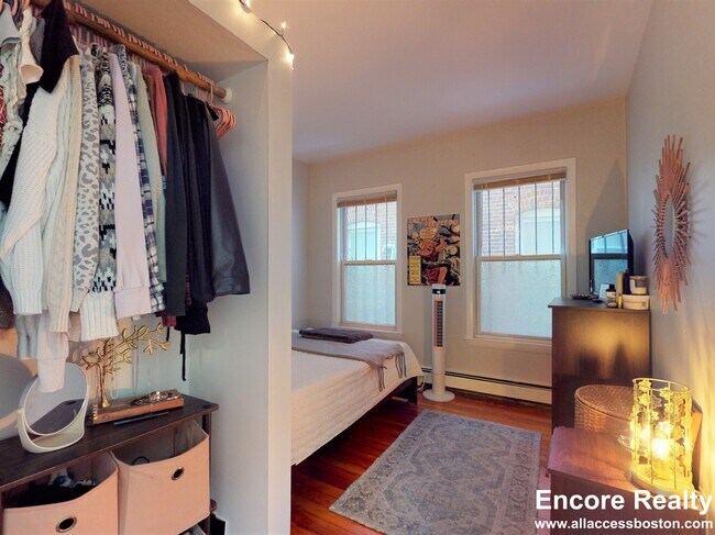 Foto del edificio - 32 S Huntington Ave