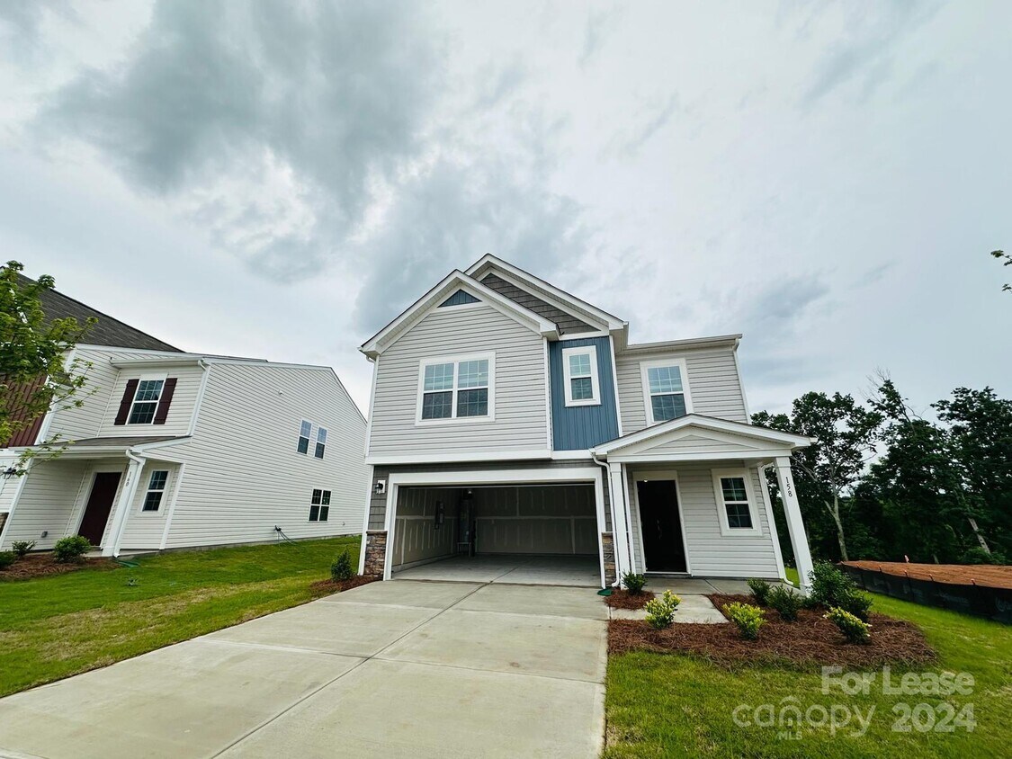 Foto principal - 158 Brentwood Dr