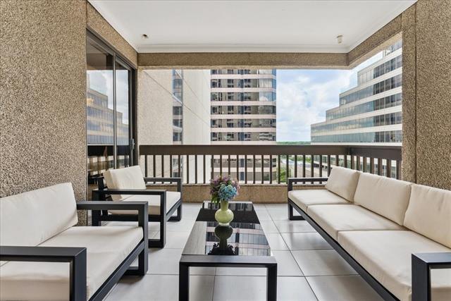 Foto del edificio - 5909 Luther Ln