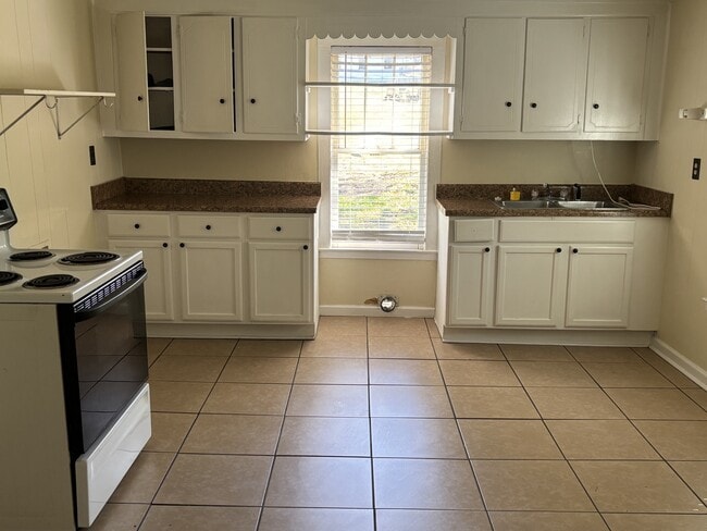 Building Photo - 575 Munford Giltedge Rd