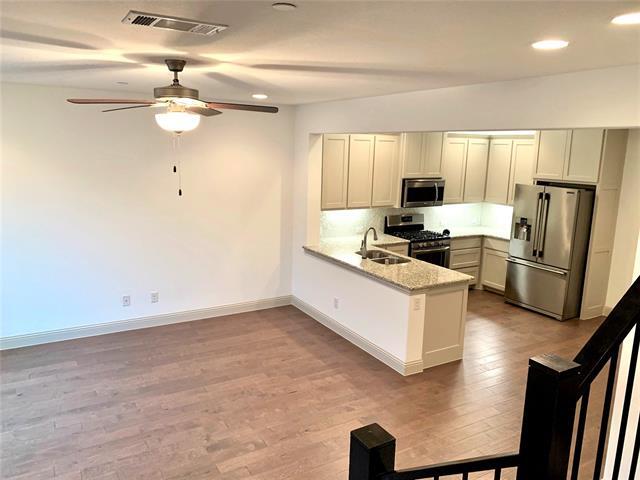 Building Photo - 2317 Jameson Ln