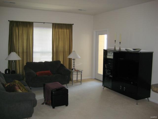 Building Photo - 1231 Strassner Dr