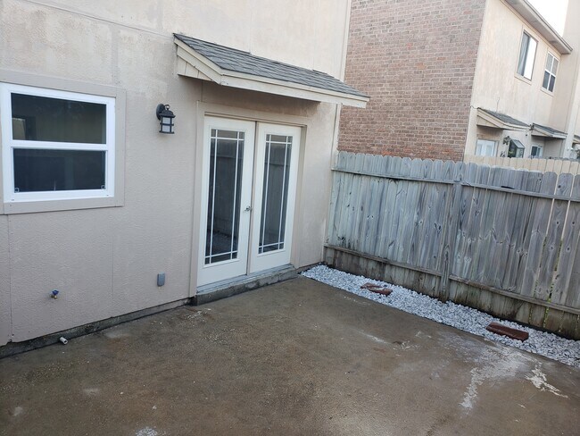 Foto del edificio - 2713 Saint Joseph St