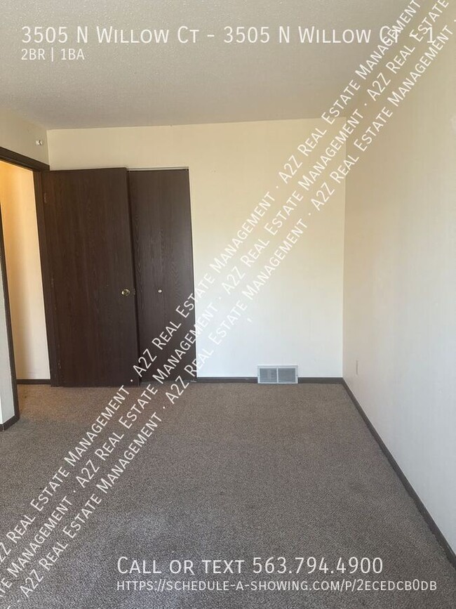 Foto del edificio - 2 bedroom, 1 bath move in ready- walking d...