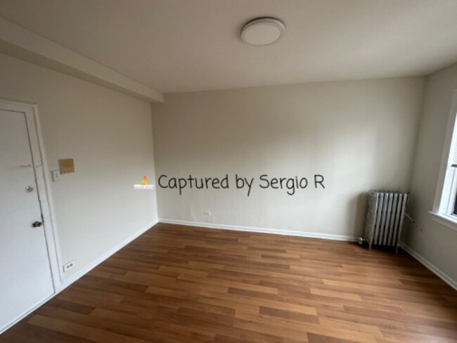 Foto del edificio - 839 W Sheridan Rd