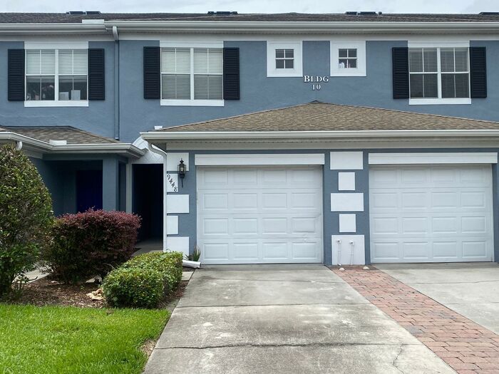 Foto principal - 9448 Flowering Cottonwood Rd