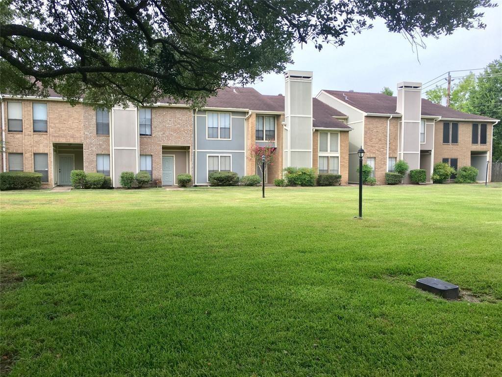8439 Wednesbury Ln, Houston, TX 77074 Condo for Rent in Houston, TX