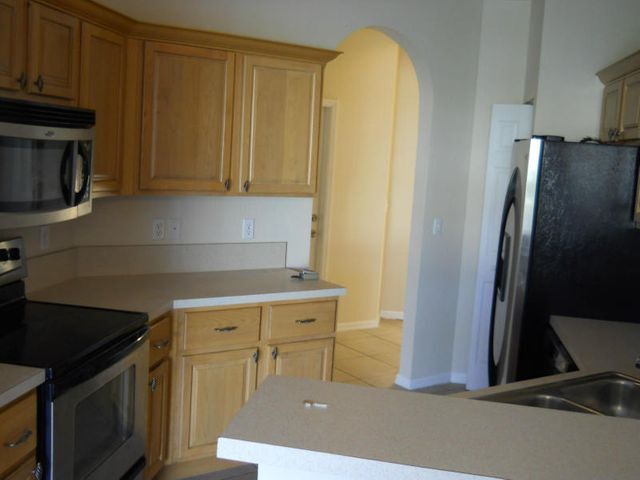 Foto del edificio - 876 Pipers Cay Dr