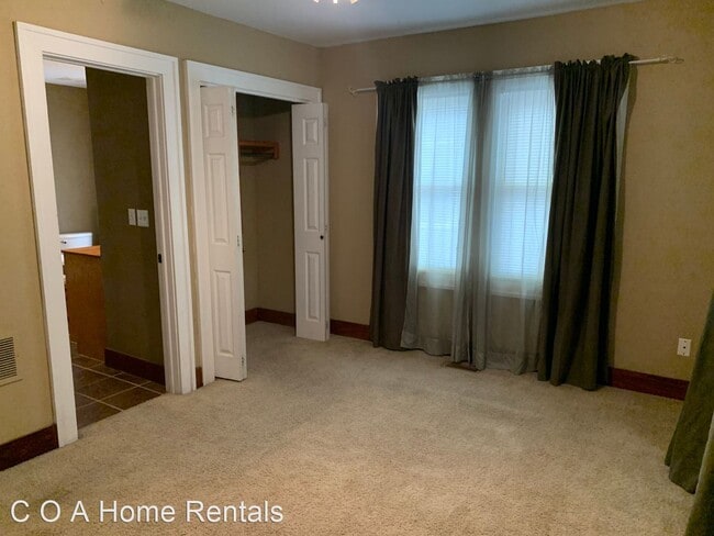 Building Photo - 1 br, 1 bath House - 710 S. Spruce