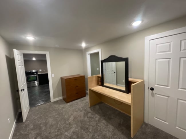 Building Photo - 854 S 600 E