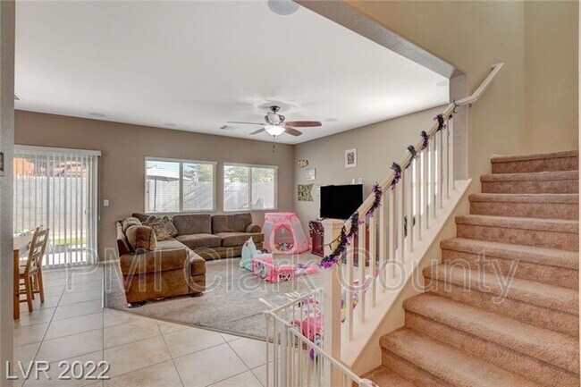 Foto del edificio - 1308 Nature Loop Ave