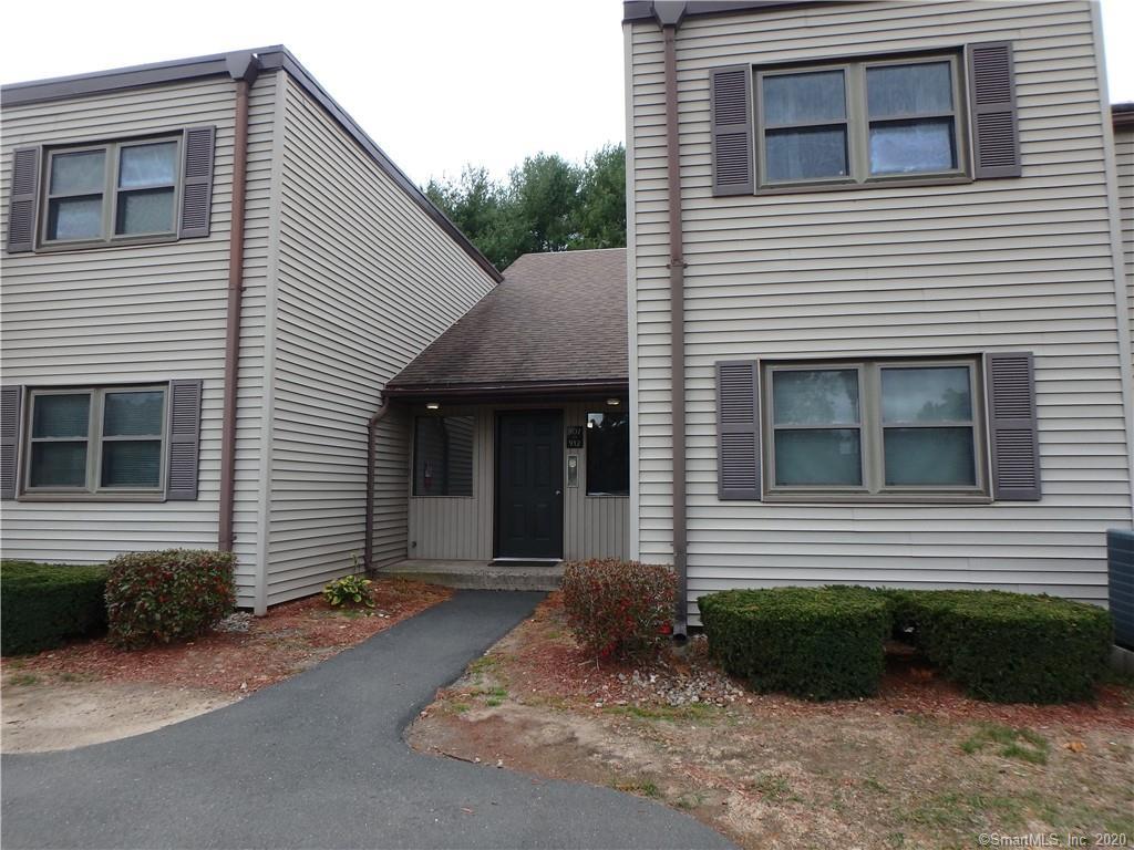 Primary Photo - 911 Twin Circle Dr