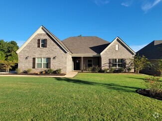 Building Photo - 362 Sydney Dr S