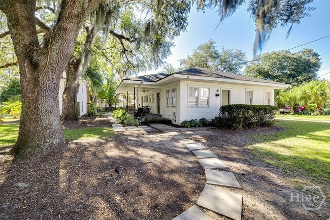 Building Photo - 1317 E 38th St