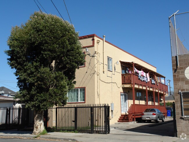 Building Photo - 28-30 6th St