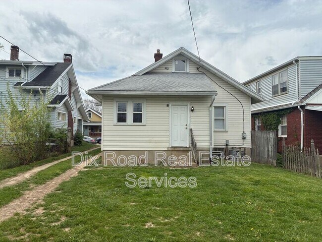 Foto del edificio - 1430 Coventry Rd