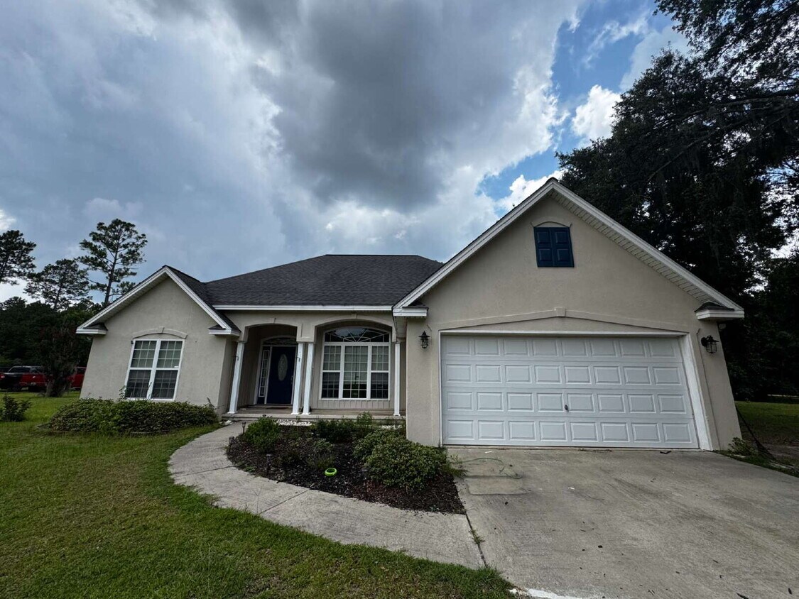 Primary Photo - Home for Rent