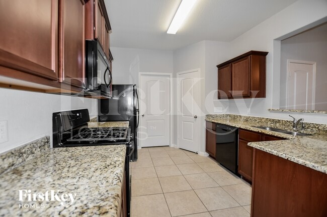 Foto del edificio - 9005 Woodfern Dr