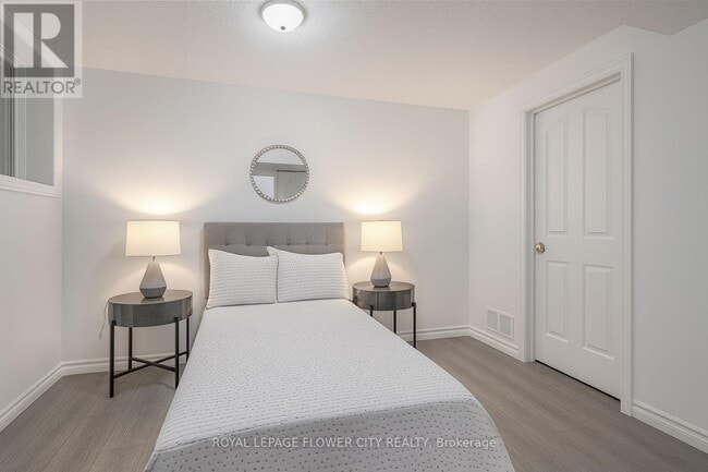 Building Photo - 58 Carrington Pl