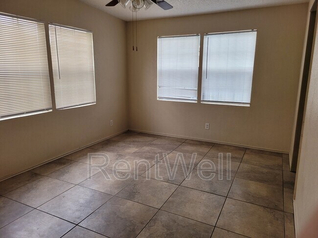 Foto del edificio - 4509 44th St