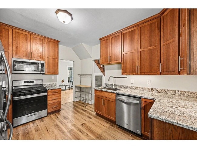 Foto del edificio - 1411 Knox Ave N