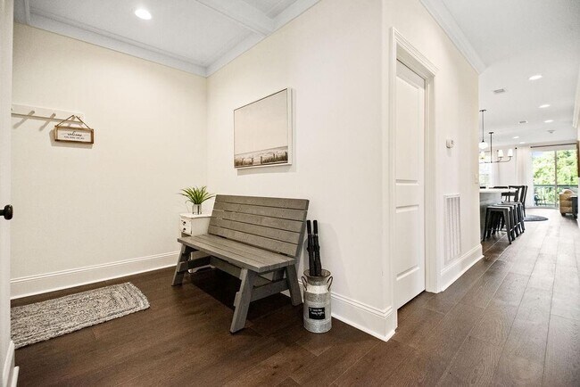 Foto del edificio - 117 Gascoigne Ave