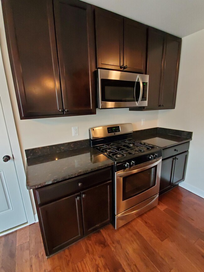 Foto del edificio - 10510 Woodland Dr