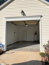 Building Photo - 16 Chablis Ct